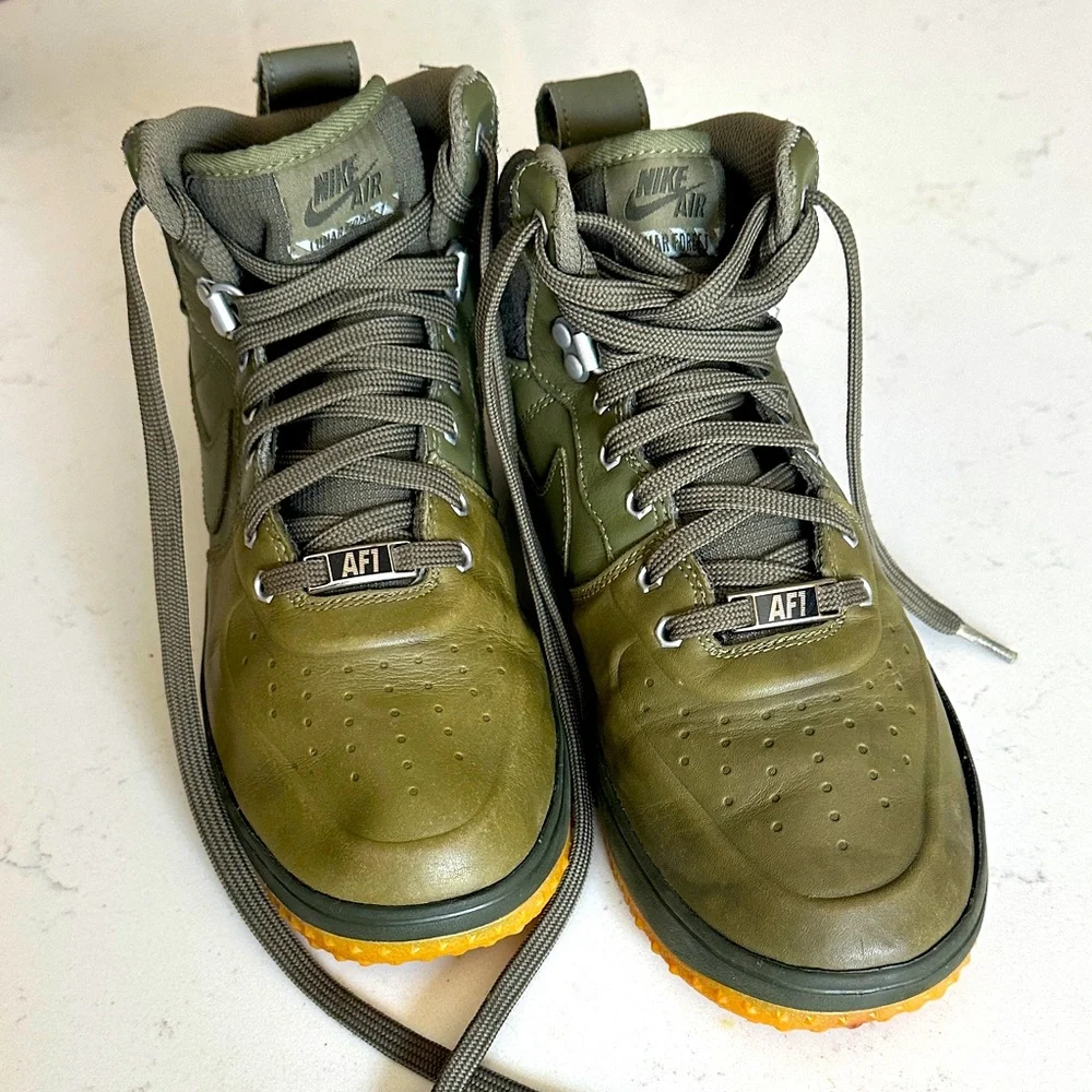 Nike Air Force 1 High Olive Sneakers used (see pics) 6.5Y Boy / 8.5 women - Picture 2 of 7